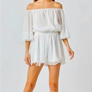 Endless rose White ruffled sleeve Romper